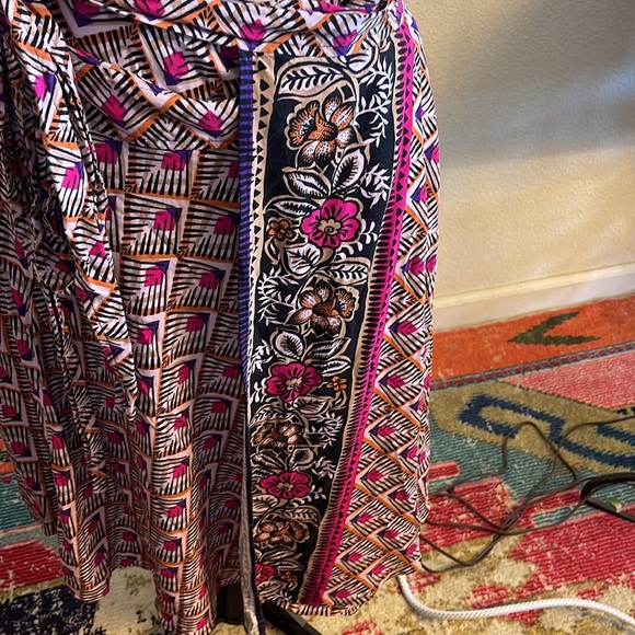 EXPRESS Floral Wrap & tie Front Maxi Skirt Sz L forgiving waist boho cute - Picture 3 of 5